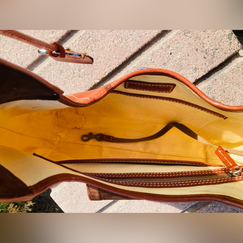 Dooney & Bourke Toscana Leather Shoulder Bag - Picture 12 of 12
